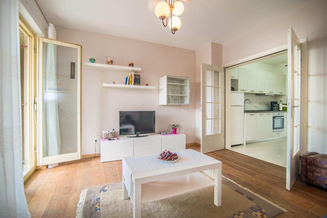 Apartment Vesna Kandlerova Пореч Екстер'єр фото
