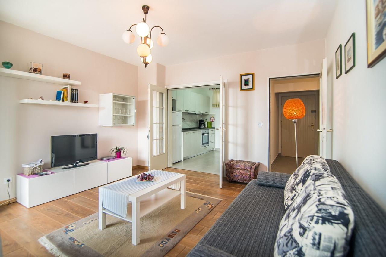Apartment Vesna Kandlerova Пореч Екстер'єр фото